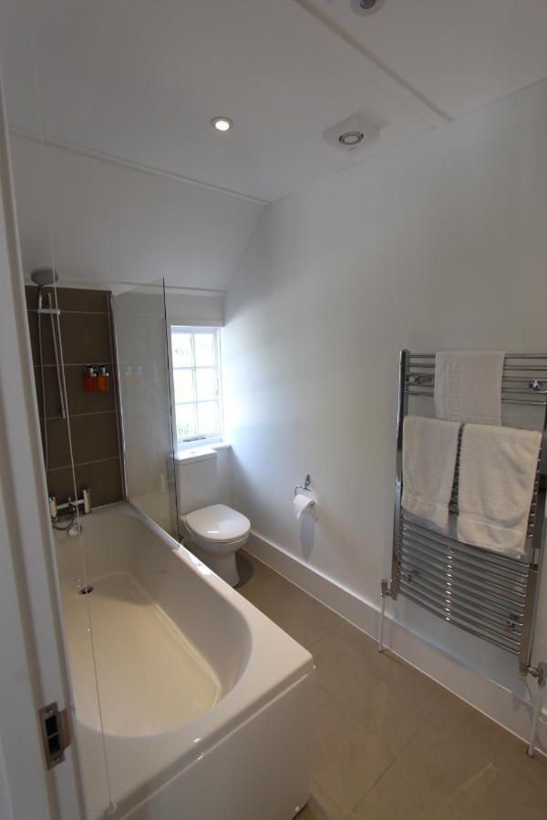 Woodstock Suites Charlton  Экстерьер фото